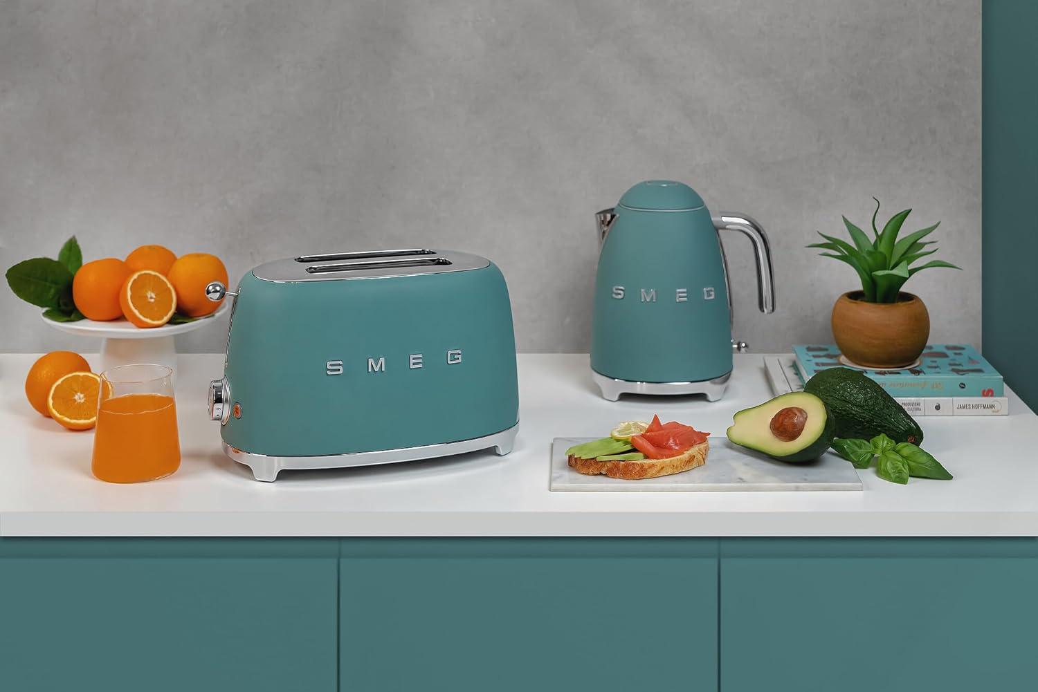 imageSMEG 2 Slice Toaster with 6 Presets and Defrost Function and Removable Crumb Tray JadeJade