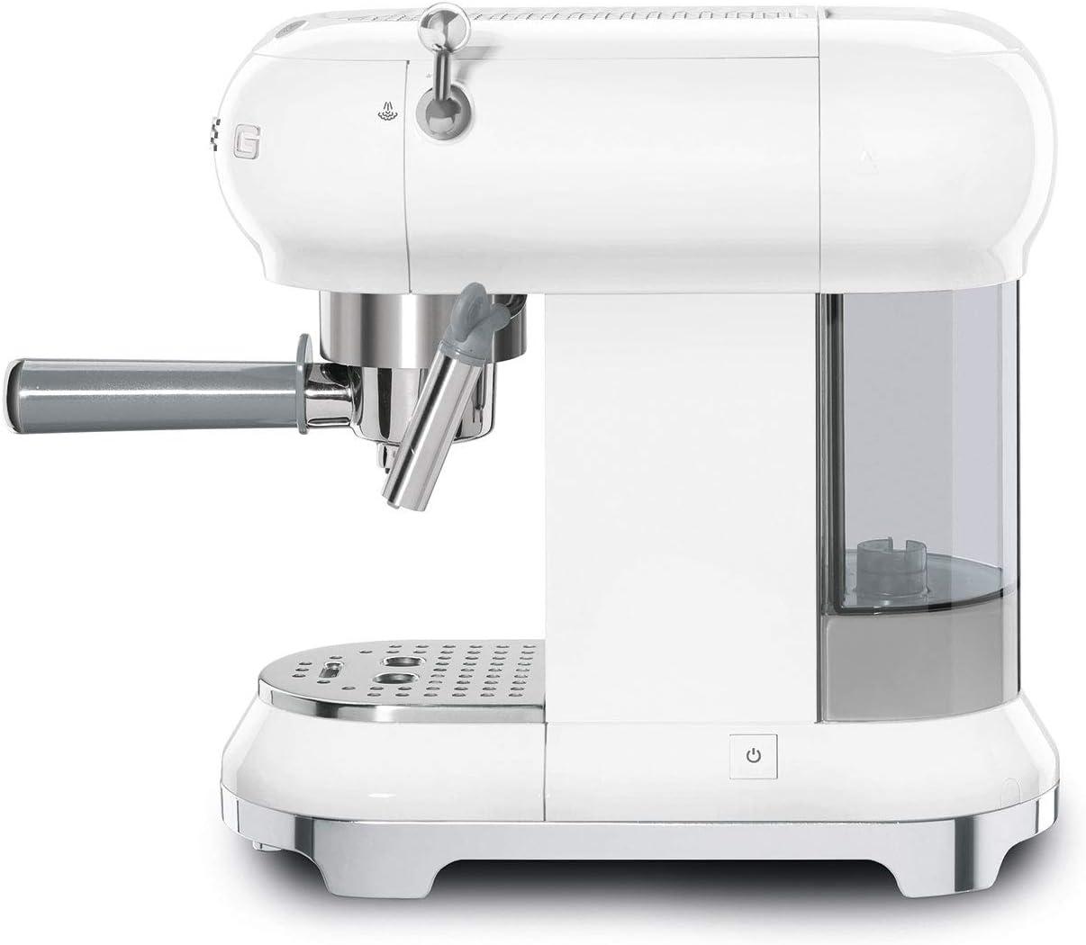 imageSmeg Manual Espresso and Tamper Set White