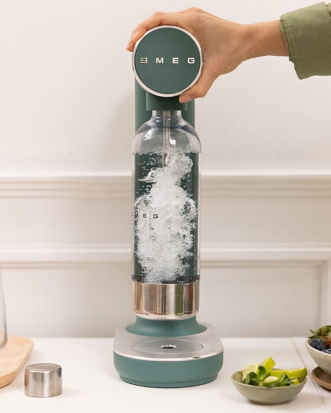 imageSMEG Soda Maker Sparkling Water Machine for Kitchen Counter Collezione Includes 1L Bottle Compatible with Standard 60L CO Cylinders Matte JadeMatte Jade