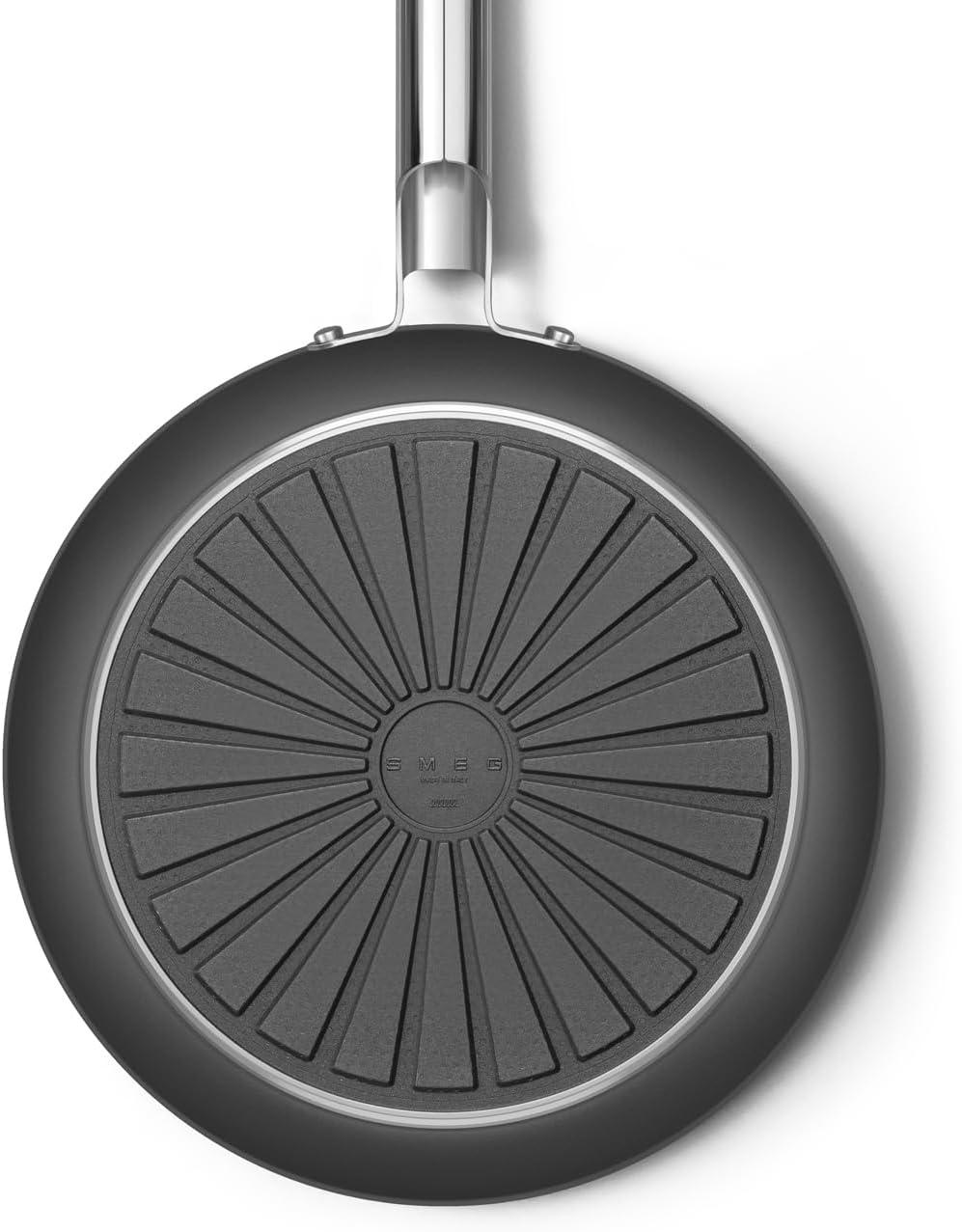 imageSmeg Cookware 12Inch Black FrypanBlack