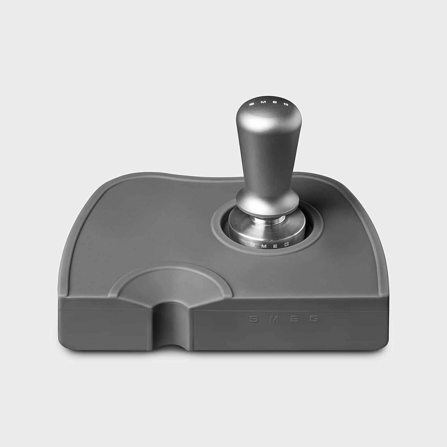 image:imageSmeg Manual Espresso and Tamper Set CreamPink