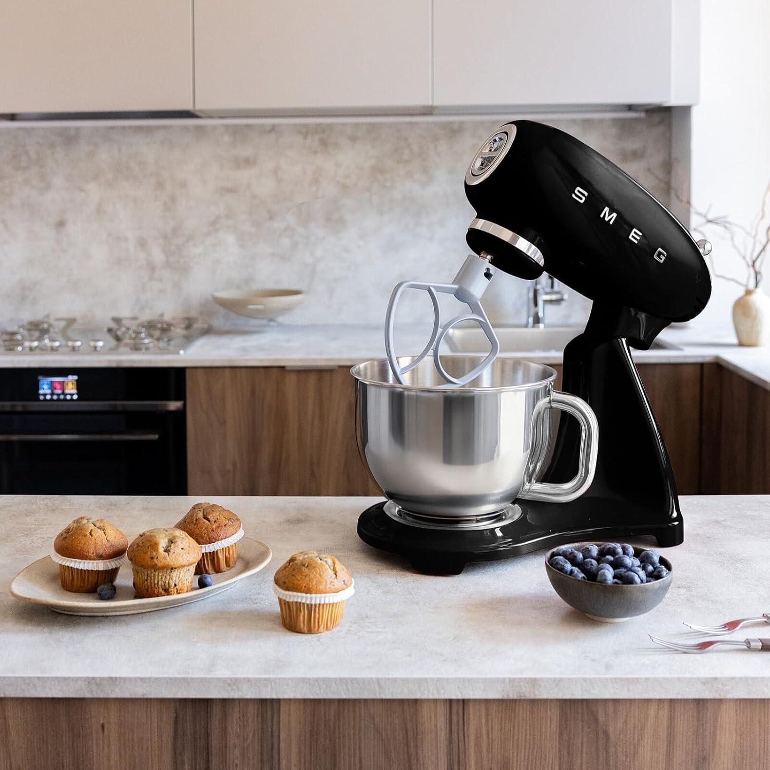 image:imageIconic 1950s Retro Design Durable diecast aluminum construction with glossy finish brings timeless Italian style to modern kitchensBLK