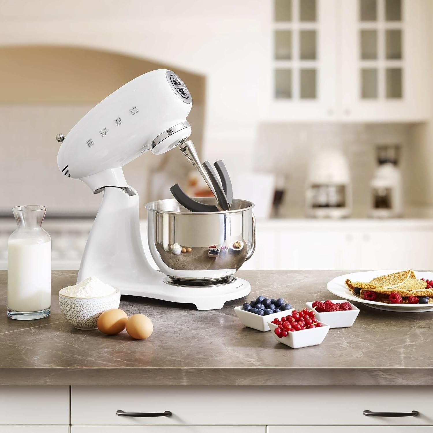 image:imageIconic 1950s Retro Design Durable diecast aluminum construction with glossy finish brings timeless Italian style to modern kitchensWhite